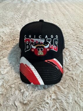 YOUTH Vintage Mitchell & Ness Chicago Bulls Black Red White Logo Kids Cap